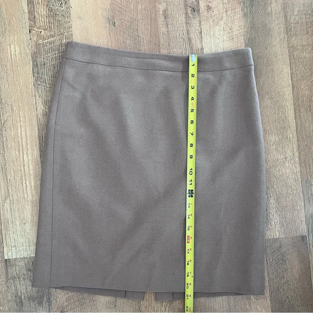 J. Crew Sz 8 Camel Pencil Skirt - Picture 3 of 7